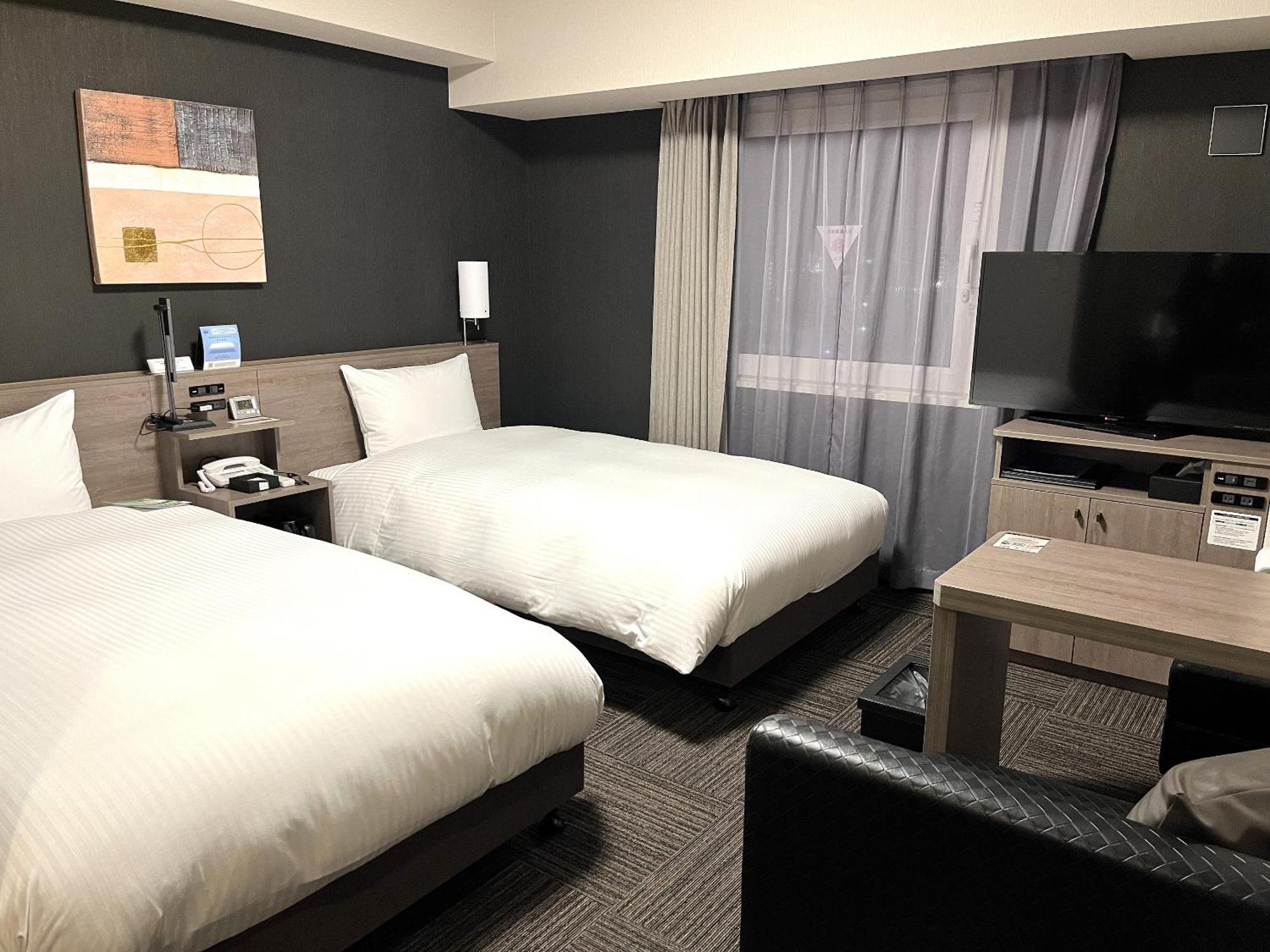 Hotel Route Inn Takamatsu Yashima Екстер'єр фото